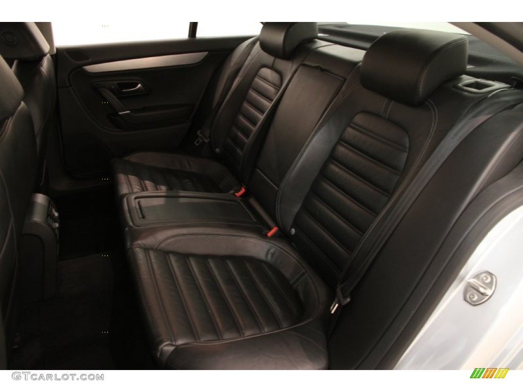 2009 Volkswagen CC Luxury Rear Seat Photos
