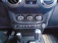 Black - Wrangler Unlimited Sahara 4x4 Photo No. 27