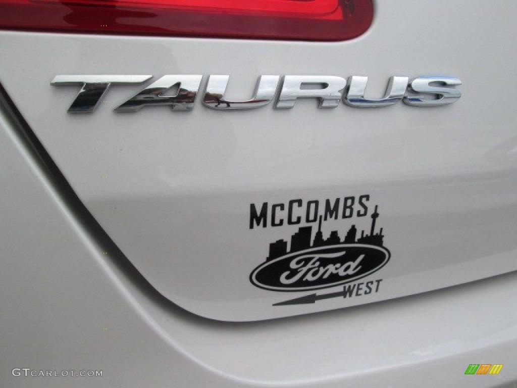 2015 Taurus SEL - White Platinum Metallic / Charcoal Black photo #12