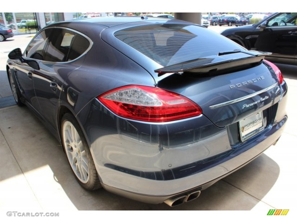 2010 Panamera Turbo - Yachting Blue Metallic / Yachting Blue/Cream photo #8