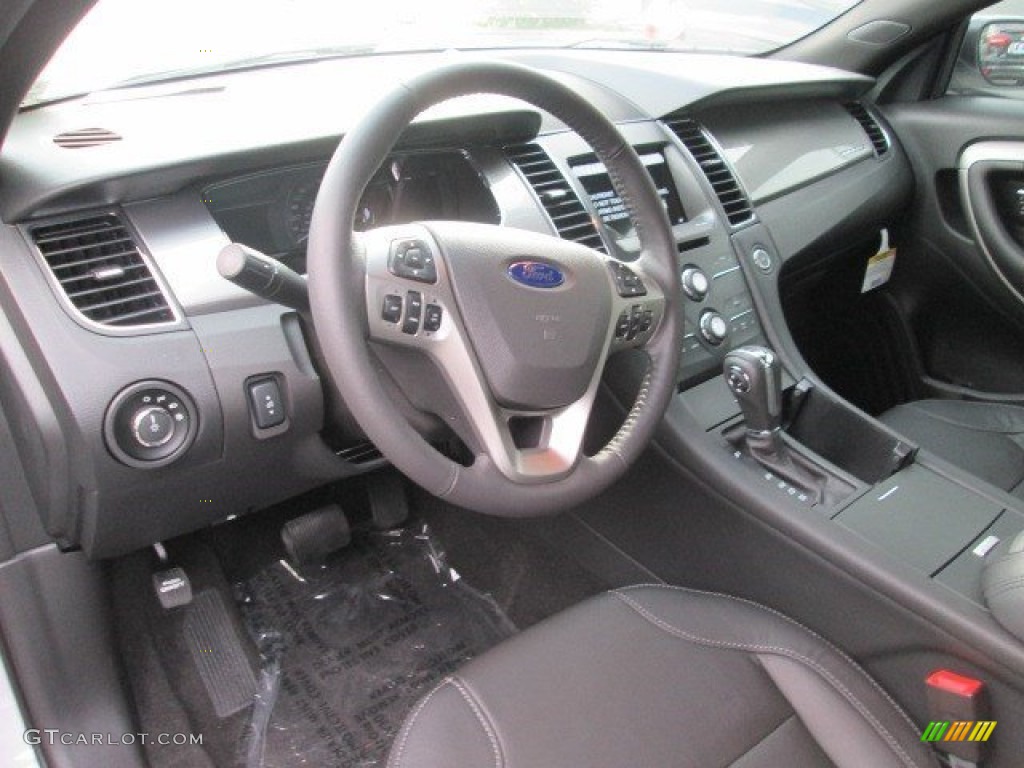 Charcoal Black Interior 2015 Ford Taurus SEL Photo #105932560
