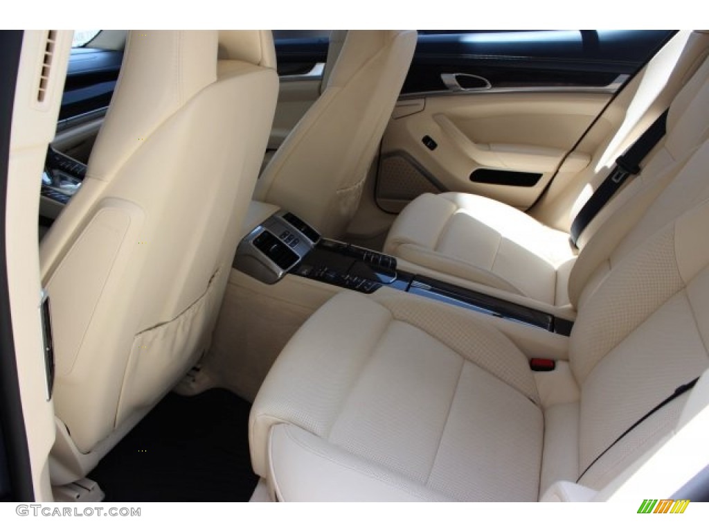 2010 Panamera Turbo - Yachting Blue Metallic / Yachting Blue/Cream photo #40