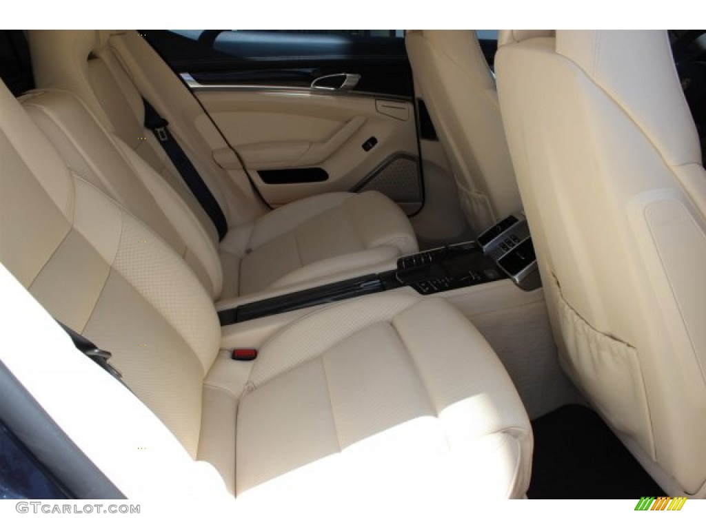 2010 Panamera Turbo - Yachting Blue Metallic / Yachting Blue/Cream photo #48