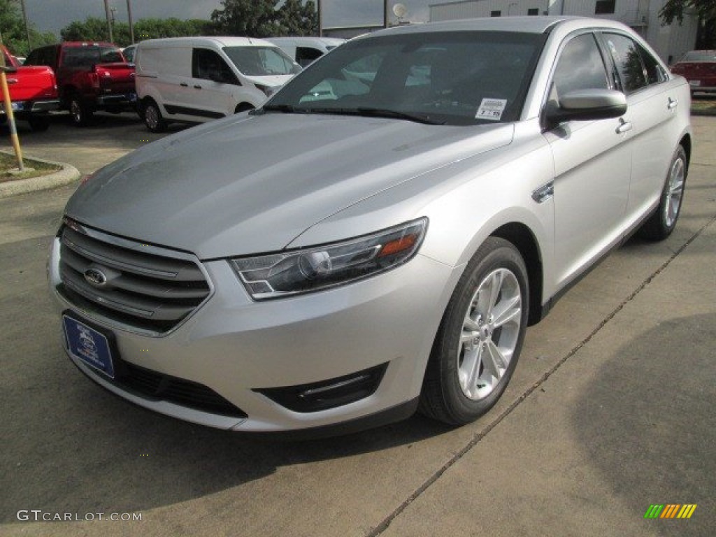 2015 Taurus SEL - Ingot Silver Metallic / Charcoal Black photo #6