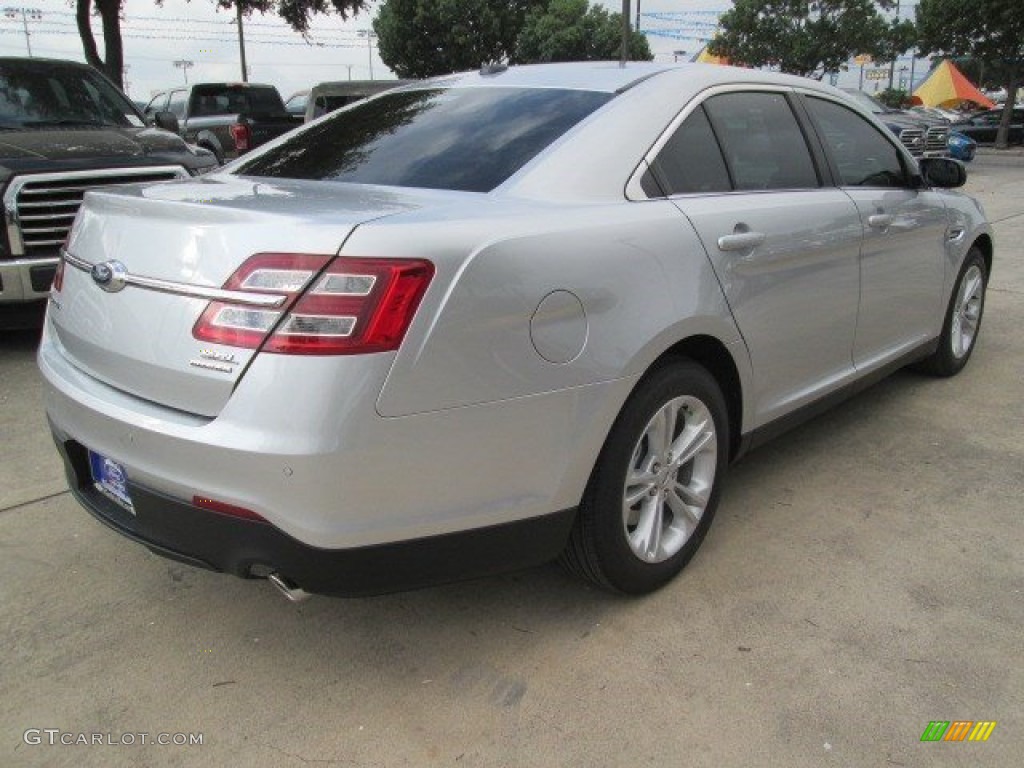 2015 Taurus SEL - Ingot Silver Metallic / Charcoal Black photo #13