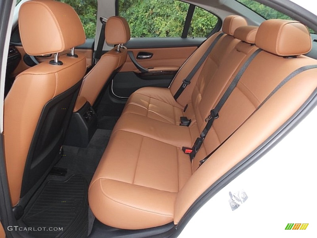 2011 BMW 3 Series 328i xDrive Sedan Rear Seat Photo #105934930