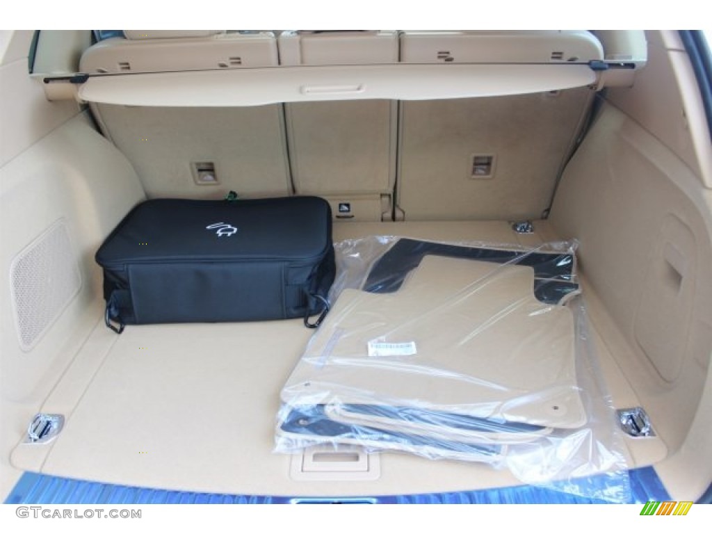 2016 Porsche Cayenne S E-Hybrid Trunk Photo #105936748