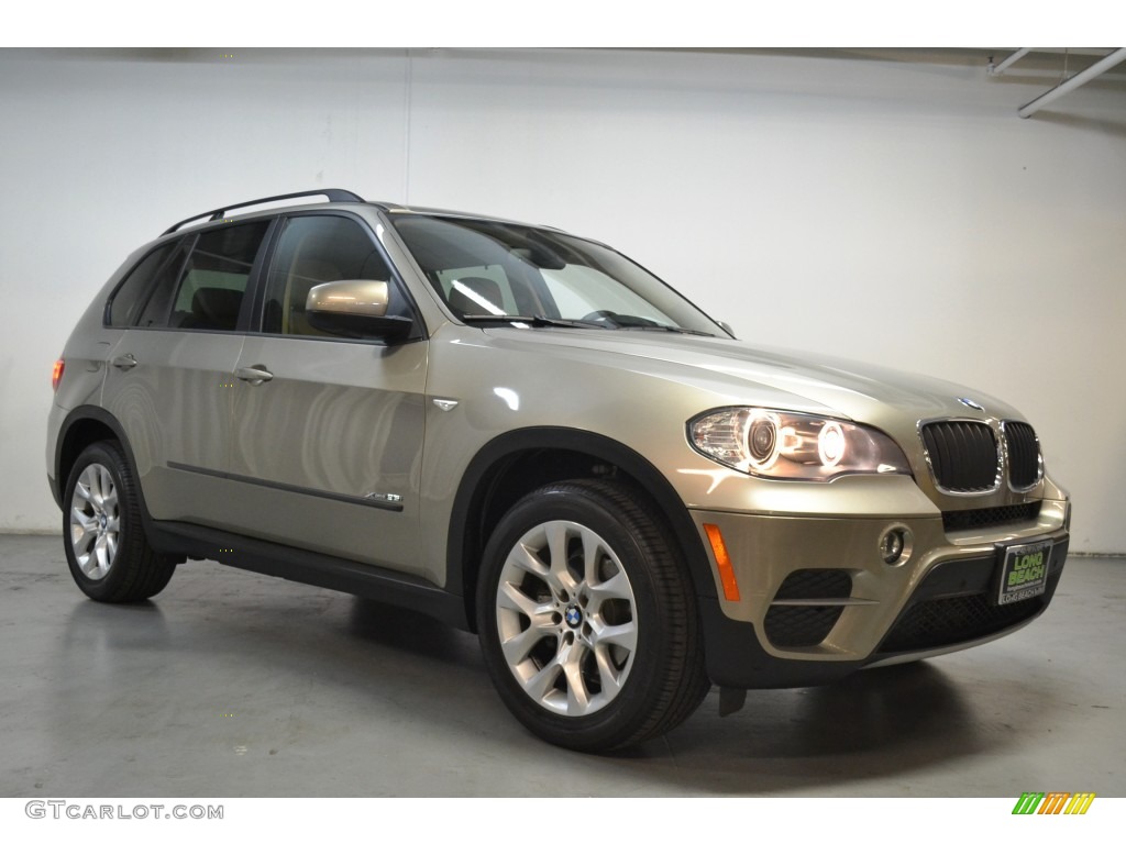 2011 X5 xDrive 35i - Platinum Bronze Metallic / Sand Beige photo #2