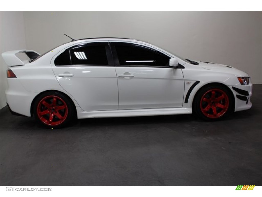 2011 Lancer Evolution GSR - Wicked White / Black photo #2