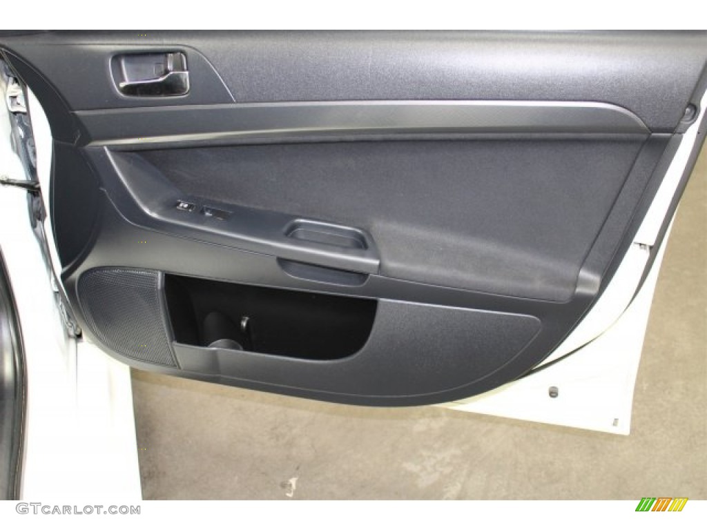 2011 Lancer Evolution GSR - Wicked White / Black photo #12