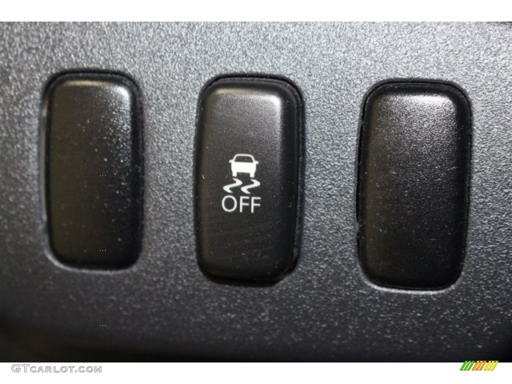 2011 Lancer Evolution GSR - Wicked White / Black photo #22