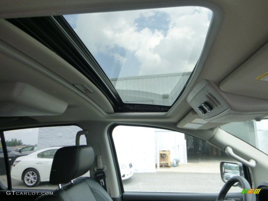 2015 Nissan Armada Platinum 4x4 Sunroof Photo #105949186