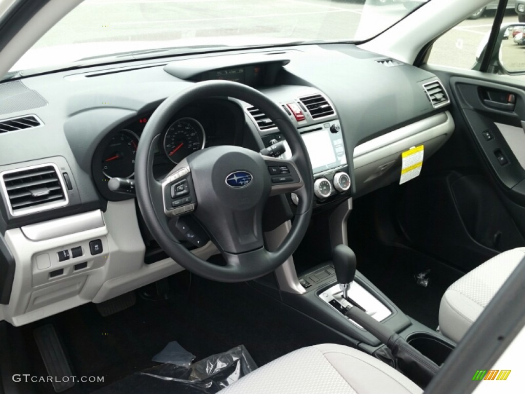 Gray Interior 2016 Subaru Forester 2.5i Premium Photo #105956019