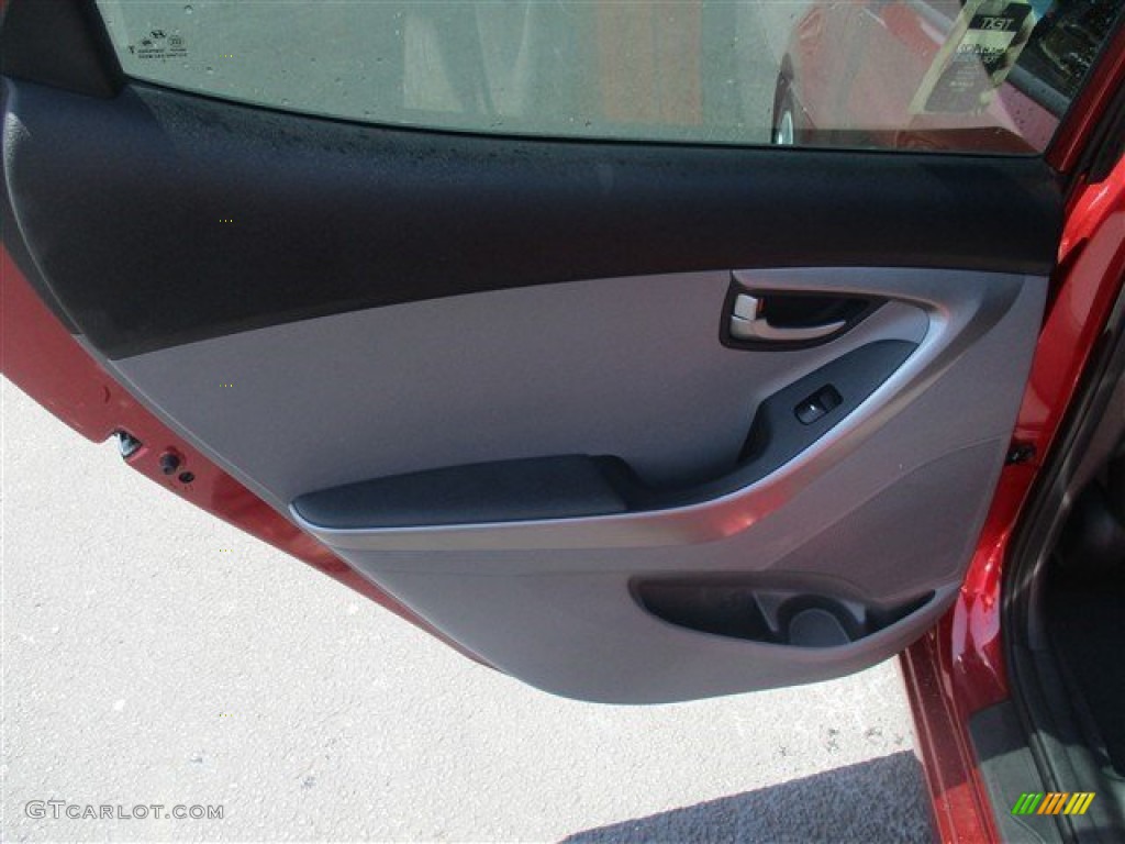 2016 Elantra SE - Red / Gray photo #11