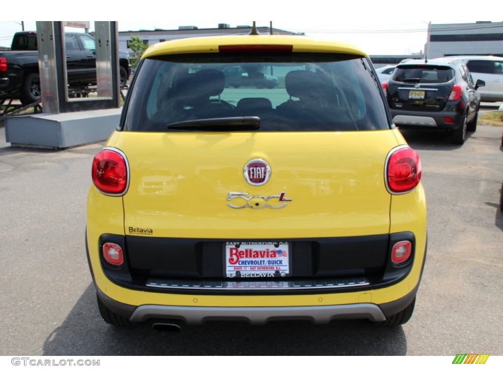 2014 500L Trekking - Giallo (Yellow) / Black/Marrone (Black/Brown) photo #5