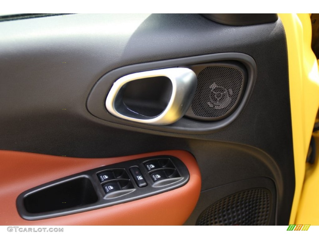 2014 500L Trekking - Giallo (Yellow) / Black/Marrone (Black/Brown) photo #7