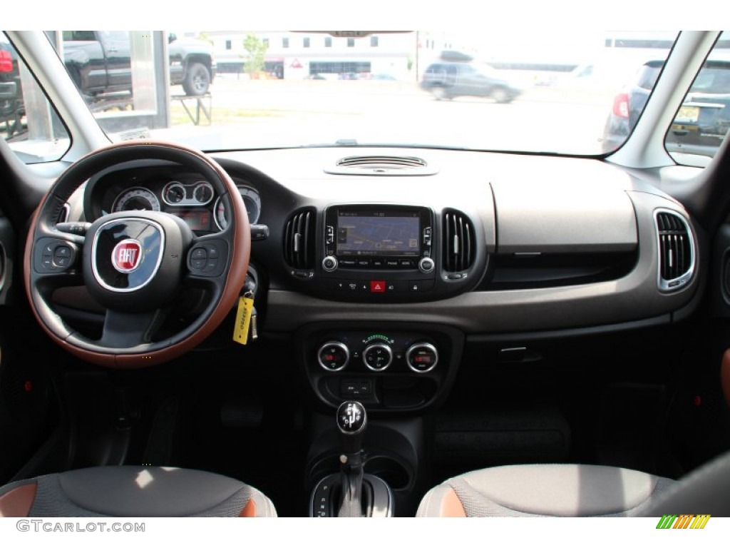 2014 Fiat 500L Trekking Black/Marrone (Black/Brown) Dashboard Photo #105966354