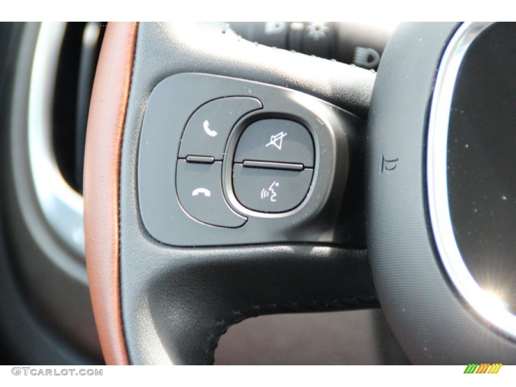 2014 Fiat 500L Trekking Controls Photo #105966456