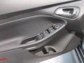 Magnetic Metallic - Focus SE Sedan Photo No. 14