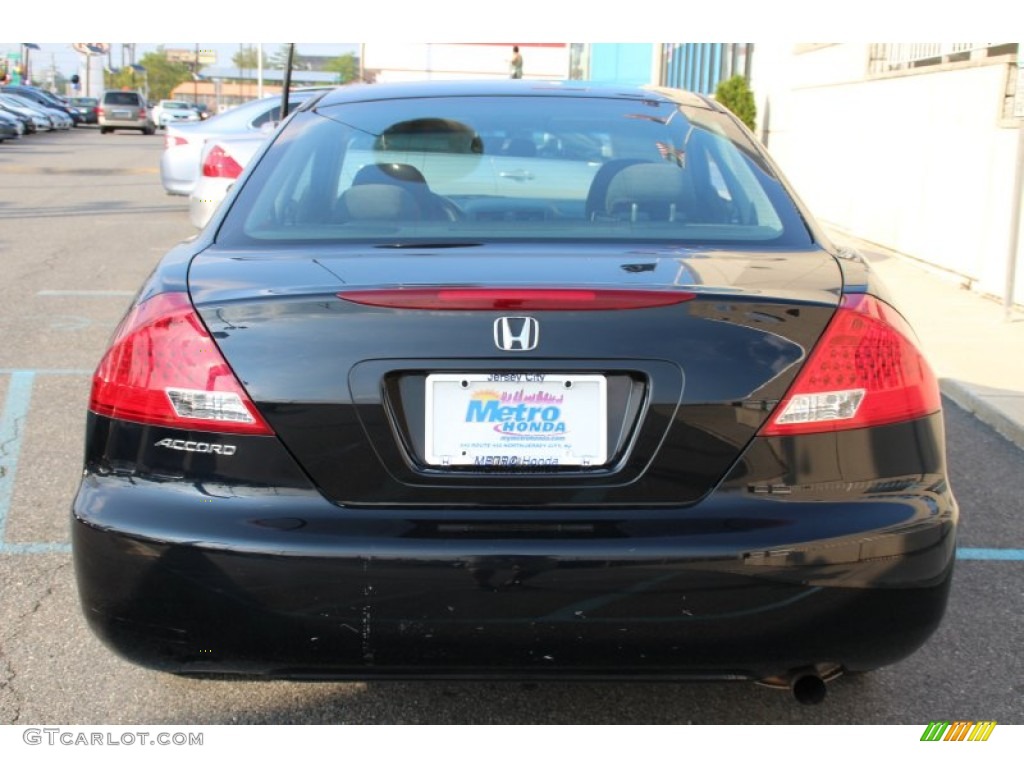 2006 Accord EX Coupe - Nighthawk Black Pearl / Black photo #5