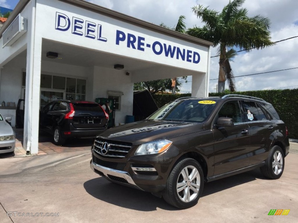 2013 ML 350 4Matic - Dakota Brown Metallic / Almond Beige photo #1