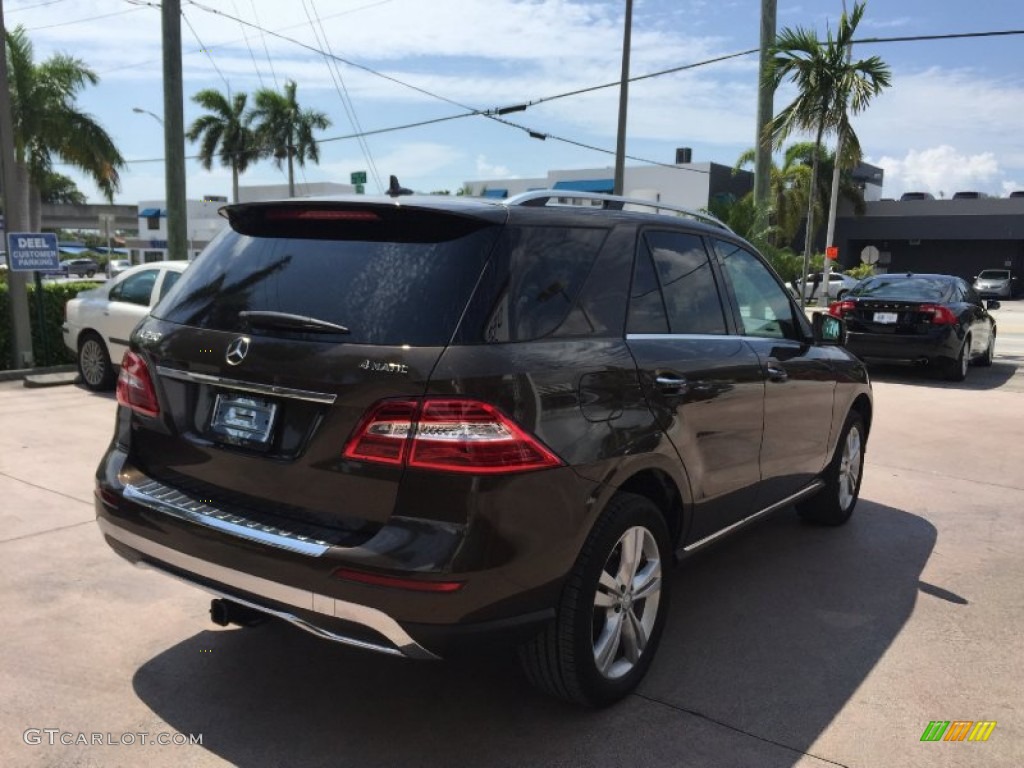 2013 ML 350 4Matic - Dakota Brown Metallic / Almond Beige photo #5