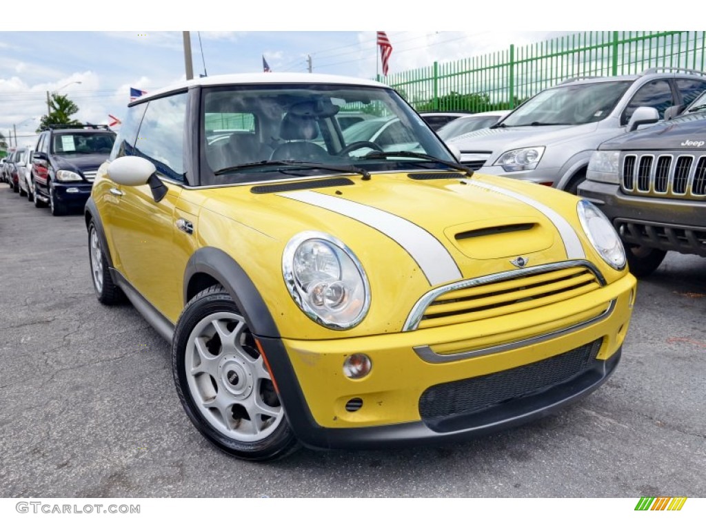 2005 Cooper S Hardtop - Liquid Yellow / Black/Panther Black photo #1