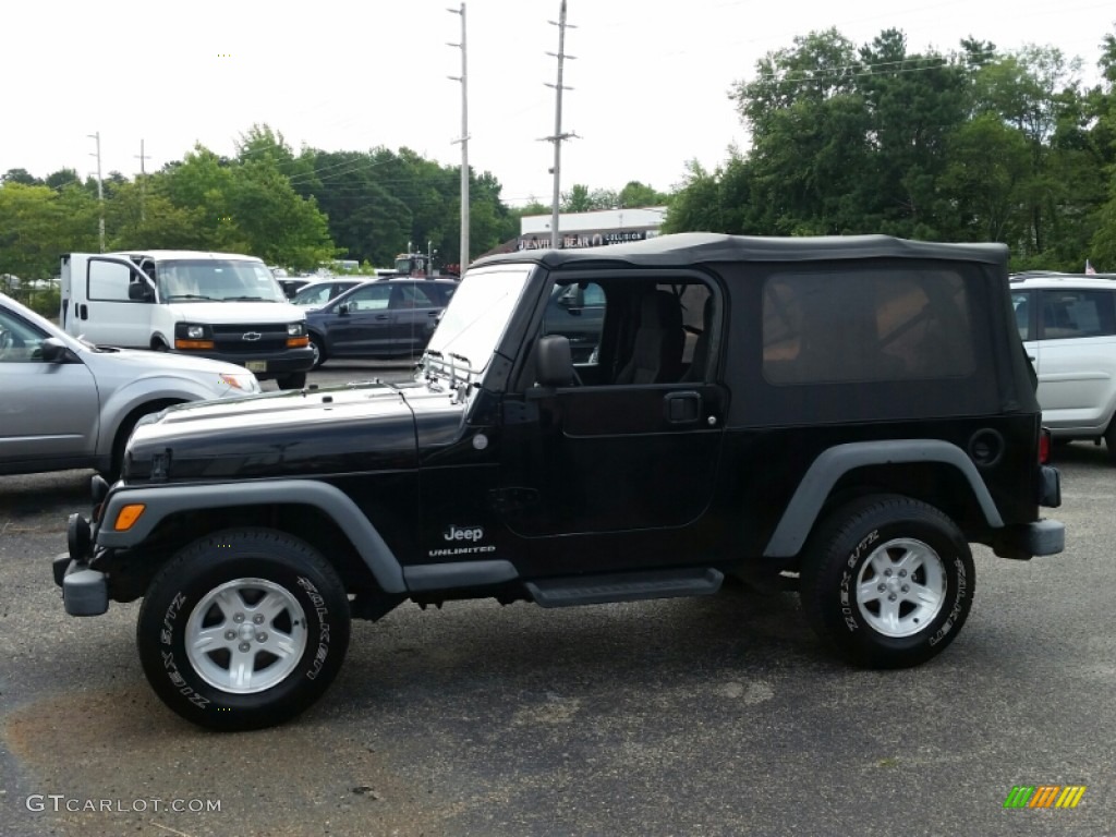2004 Wrangler Sport 4x4 - Black / Dark Slate Gray photo #11