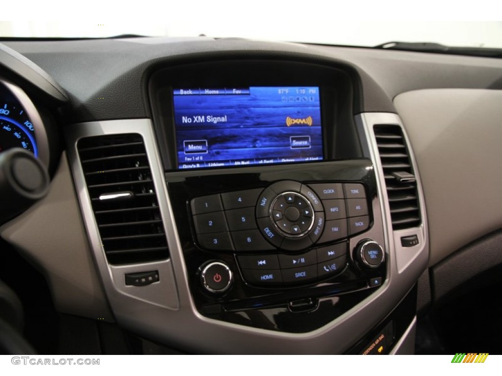 2013 Cruze ECO - Black Granite Metallic / Medium Titanium photo #8