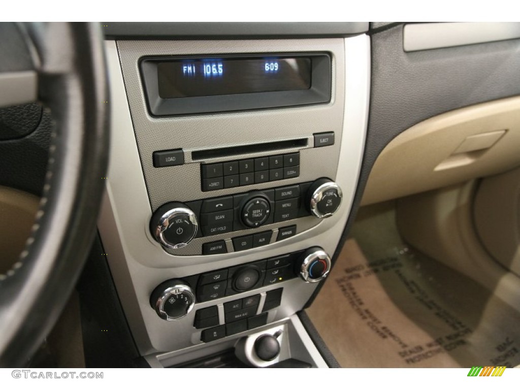 2010 Milan I4 - White Suede / Camel photo #8