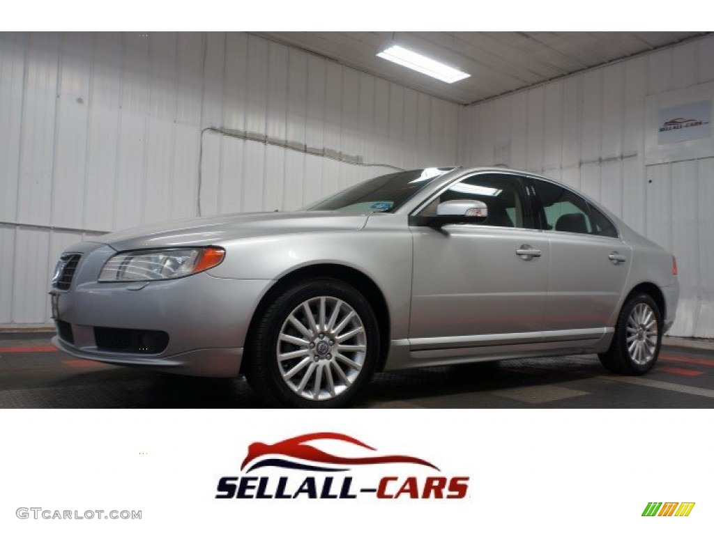 Silver Metallic Volvo S80