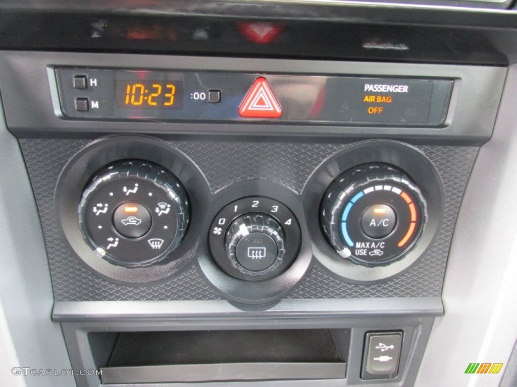 2013 Scion FR-S Sport Coupe Controls Photo #105989646