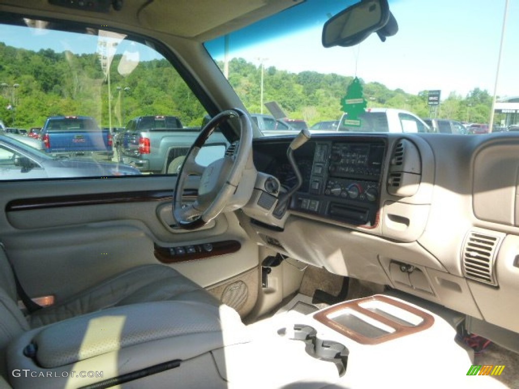2000 Escalade 4WD - Aspen White / Neutral Shale photo #10