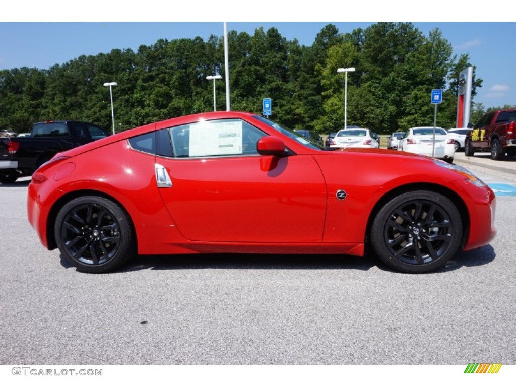 2016 370Z Coupe - Solid Red / Black photo #6