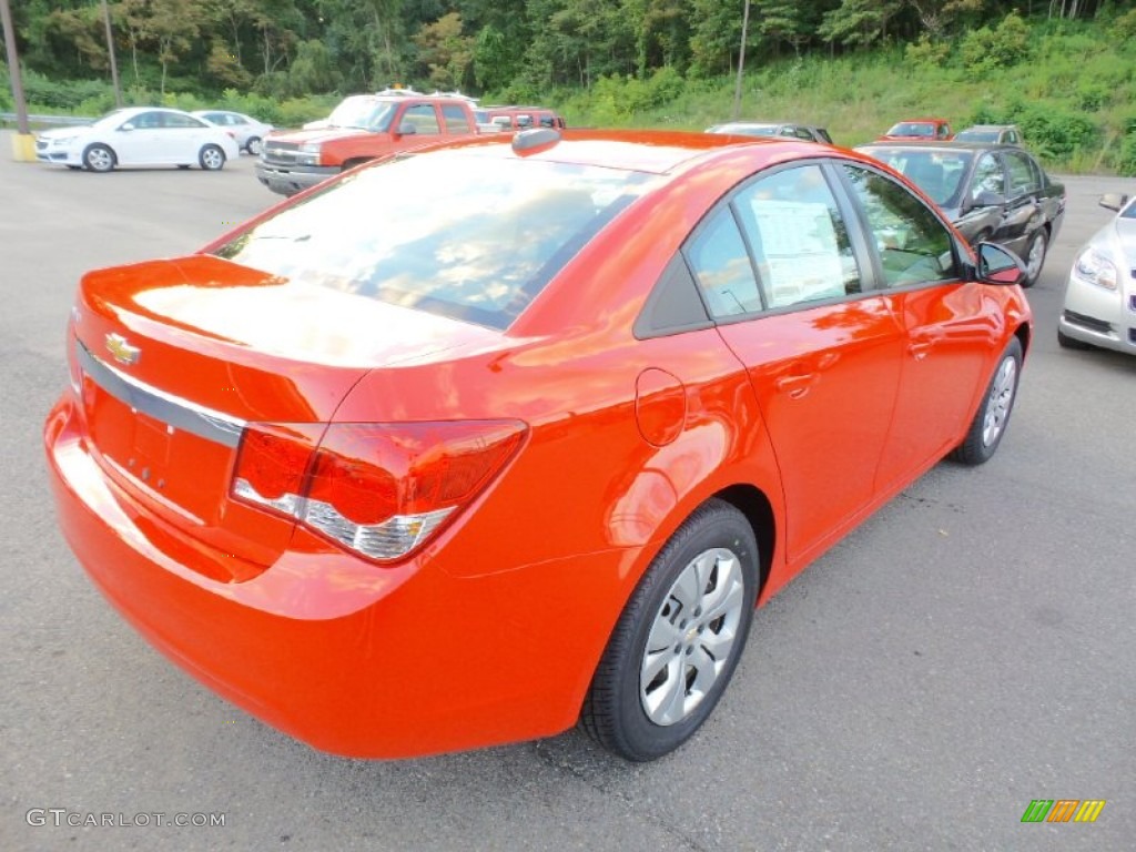 2016 Cruze Limited LS - Red Hot / Jet Black/Medium Titanium photo #6