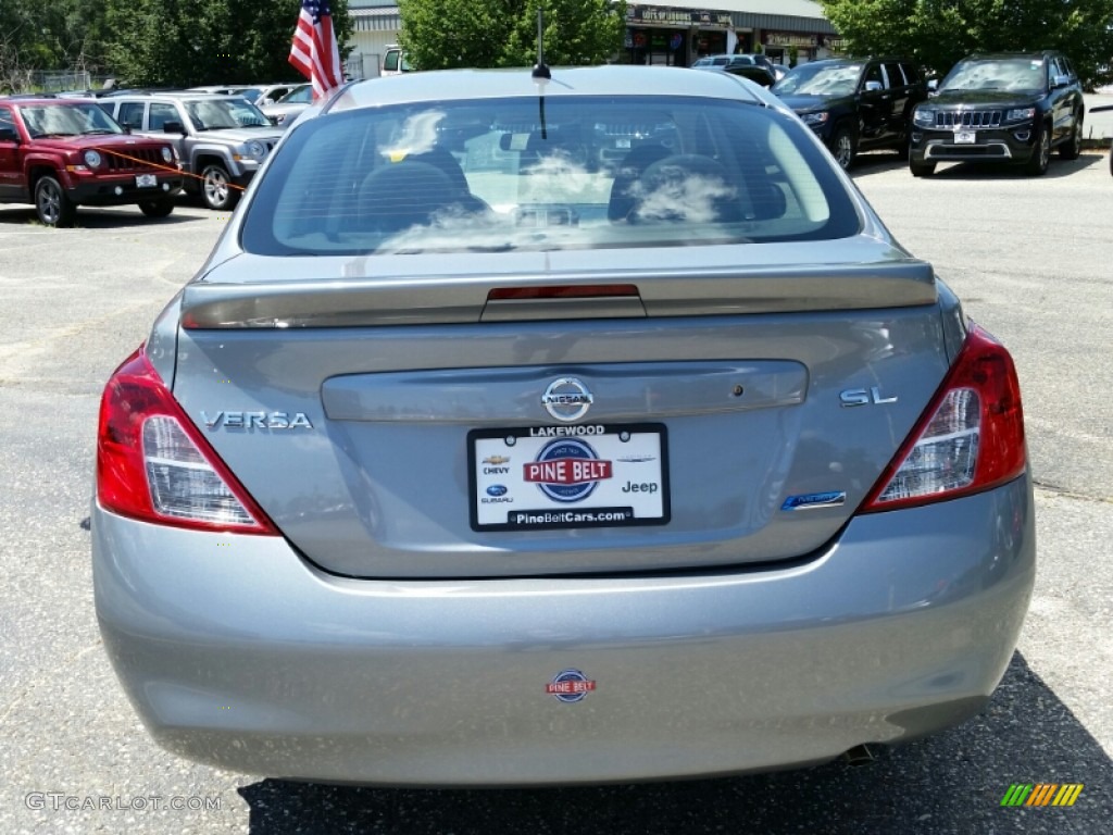 2013 Versa 1.6 SL Sedan - Magnetic Gray / Charcoal photo #8