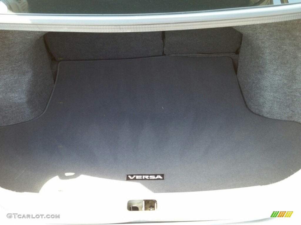 2013 Versa 1.6 SL Sedan - Magnetic Gray / Charcoal photo #24