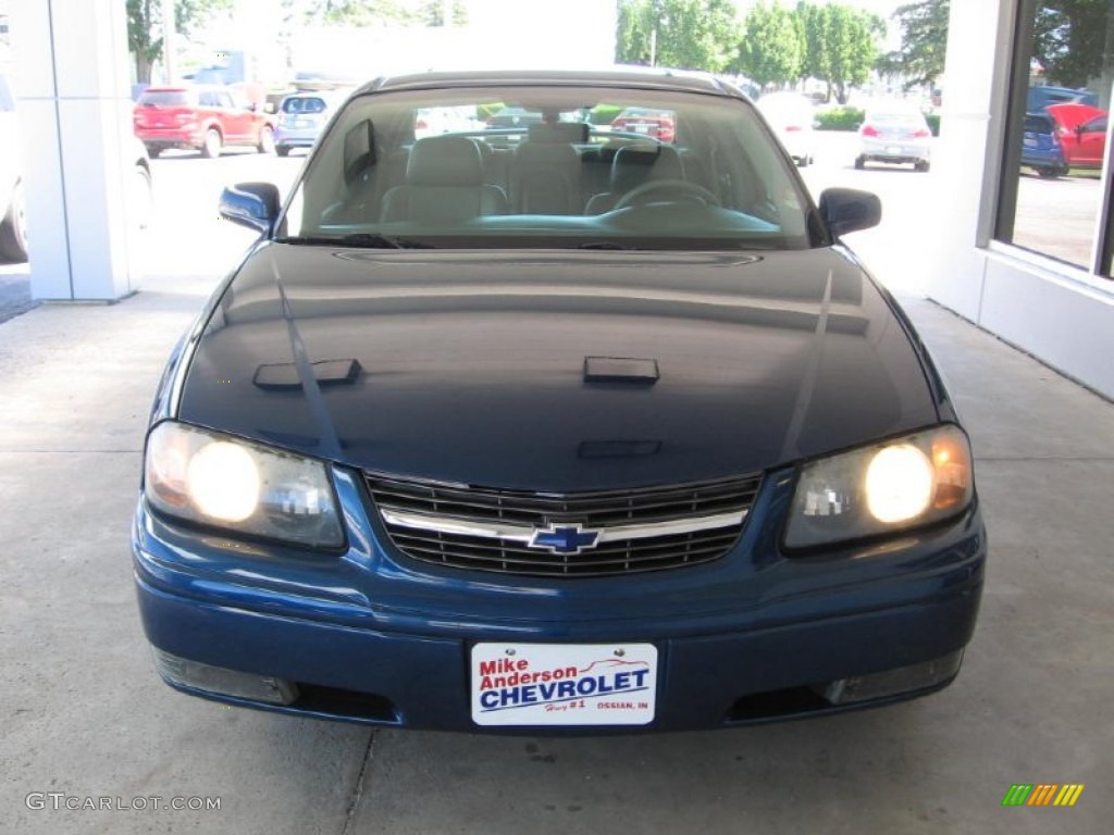 2004 Impala LS - Superior Blue Metallic / Medium Gray photo #23