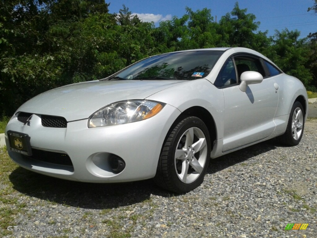2006 Eclipse GS Coupe - Frost White Pearl / Dark Charcoal photo #1