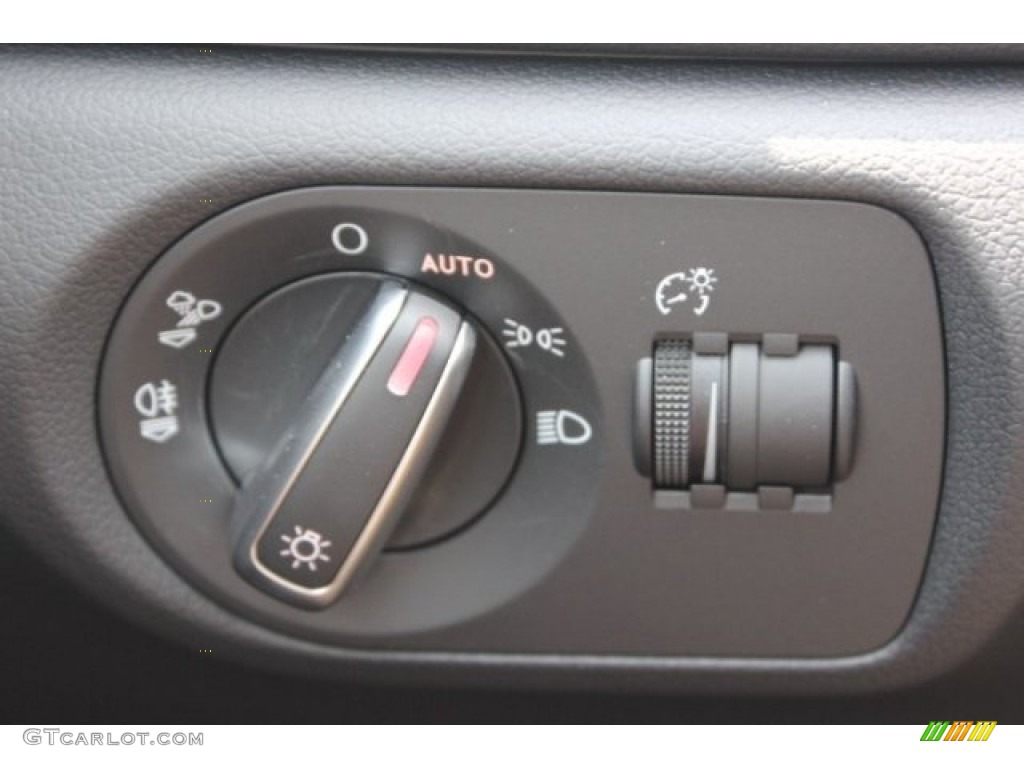 2016 Audi Q3 2.0 TSFI Premium Plus quattro Controls Photo #106012433