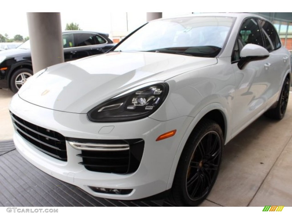 Carrara White Metallic 2016 Porsche Cayenne Turbo S Exterior Photo #106013966