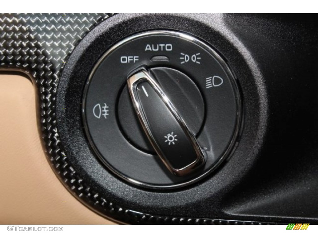 2015 Porsche 911 Turbo S Cabriolet Controls Photo #106015964
