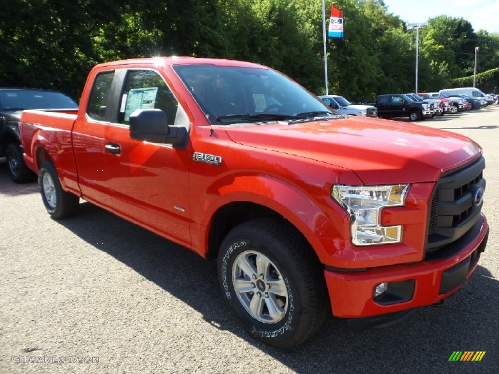 Race Red 2015 Ford F150 XL SuperCab 4x4 Exterior Photo #106018805