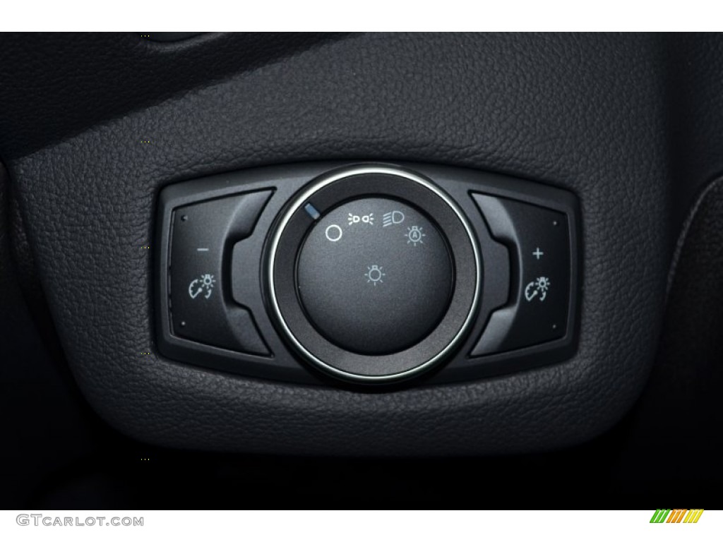 2016 Ford Escape S Controls Photos