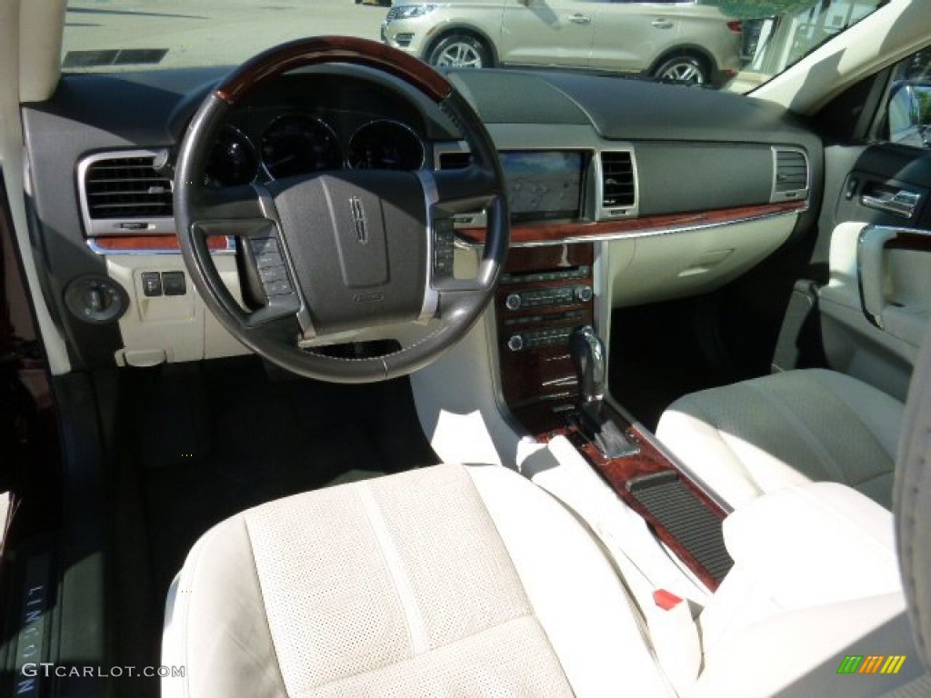 2012 MKZ FWD - Bordeaux Reserve Metallic / Cashmere photo #16