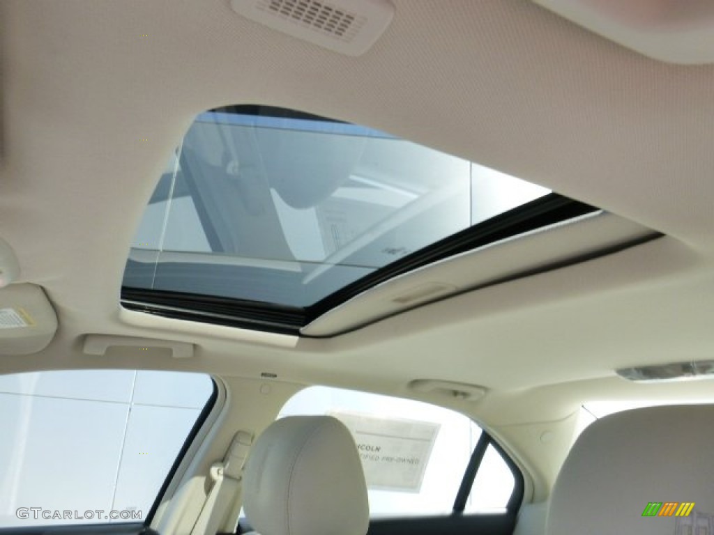 2012 MKZ FWD - Bordeaux Reserve Metallic / Cashmere photo #19