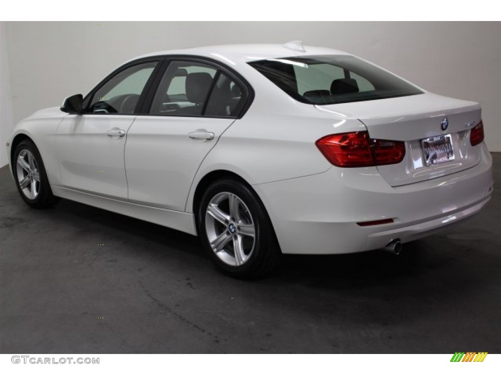 2013 3 Series 320i Sedan - Alpine White / Black photo #3