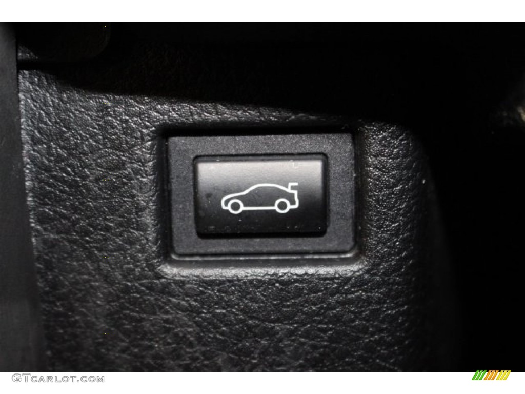 2013 3 Series 320i Sedan - Alpine White / Black photo #19