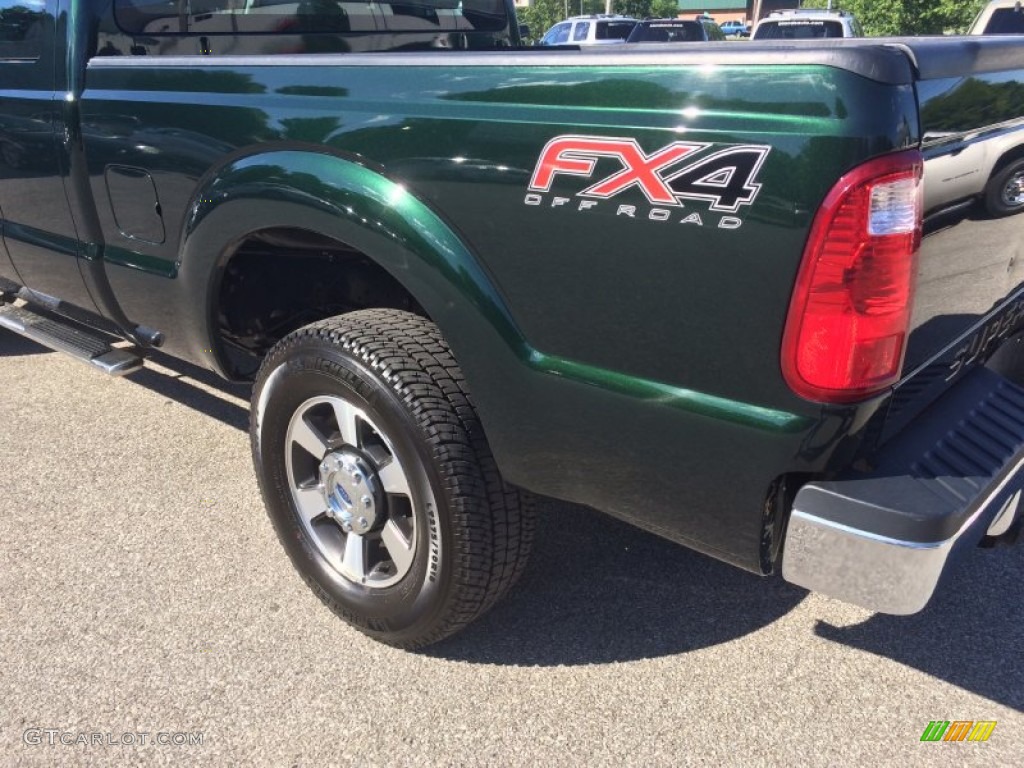 2013 F250 Super Duty XL SuperCab 4x4 - Green Gem Metallic / Steel photo #26