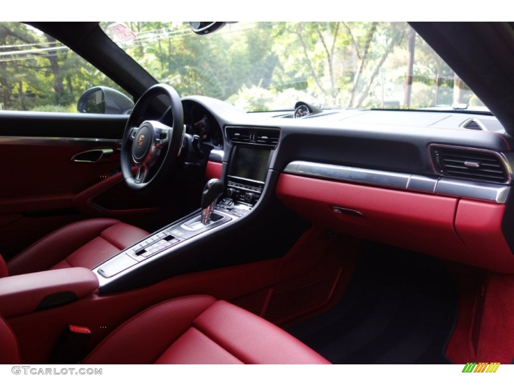 2015 Porsche 911 Turbo Coupe Black/Garnet Red Dashboard Photo #106027999